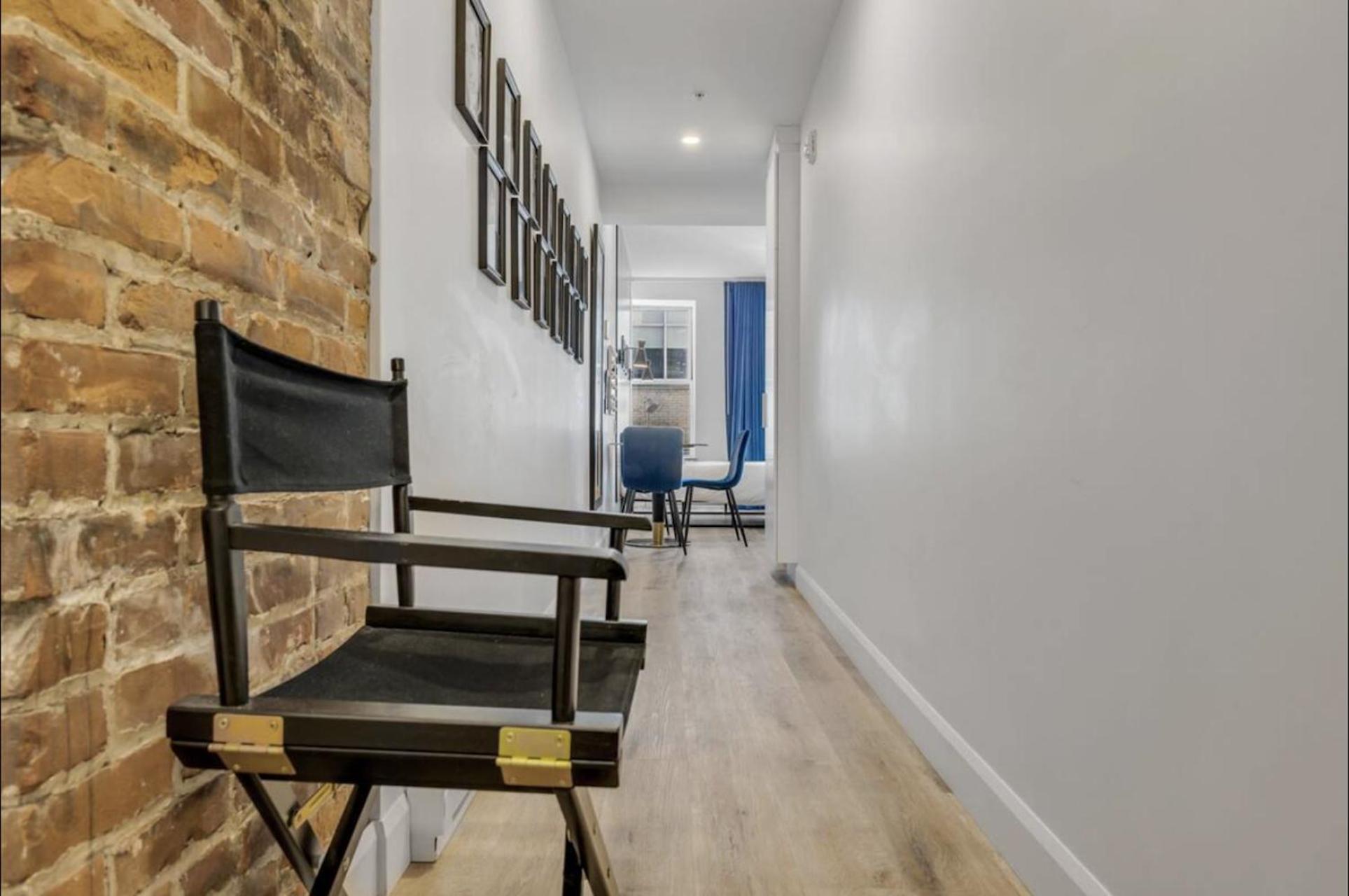 Initial / Icone / Quebec+stat Appartement